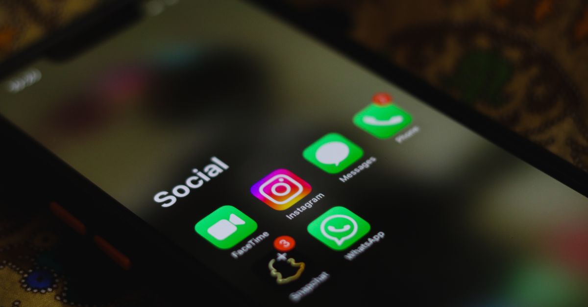 découvrez comment générer un buzz efficace sur les réseaux sociaux grâce à des stratégies innovantes et un contenu engageant.