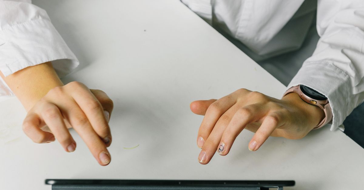 découvrez comment optimiser l'expérience utilisateur pour améliorer la satisfaction, l'engagement et la fidélisation de vos clients grâce à des interfaces intuitives et efficaces.
